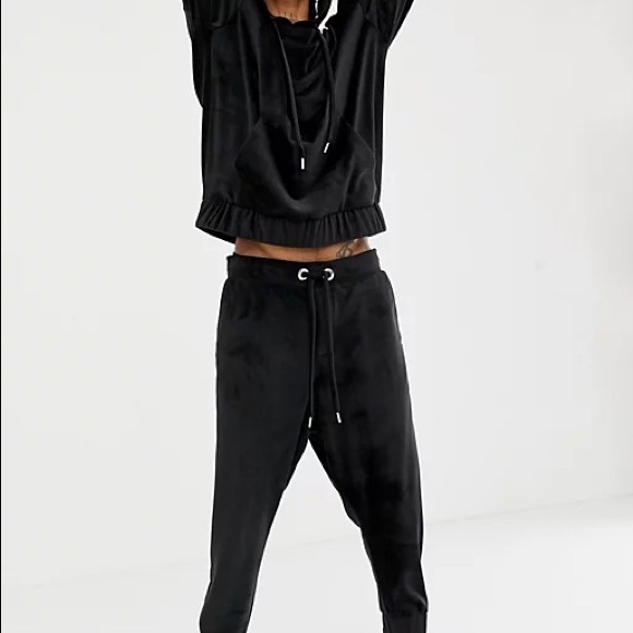 ASOS x Laquan Smith Black Velvet Zipper Tracksuit - Picture 4 of 10